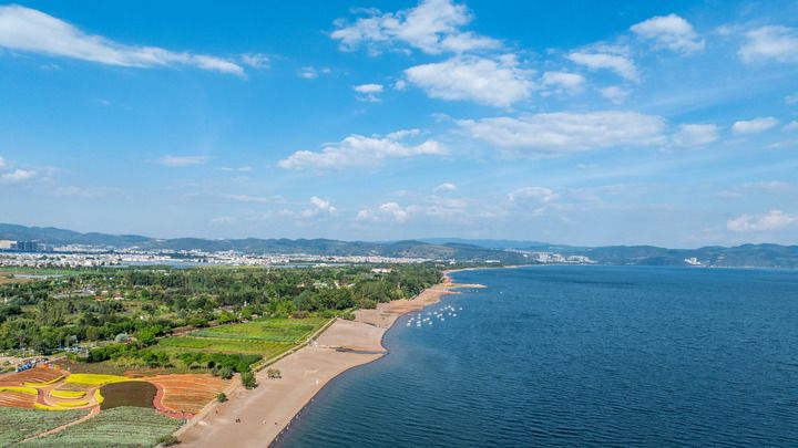 “綠色”守護(hù)讓西部更美——西部地區(qū)生態(tài)大保護(hù)觀(guān)察