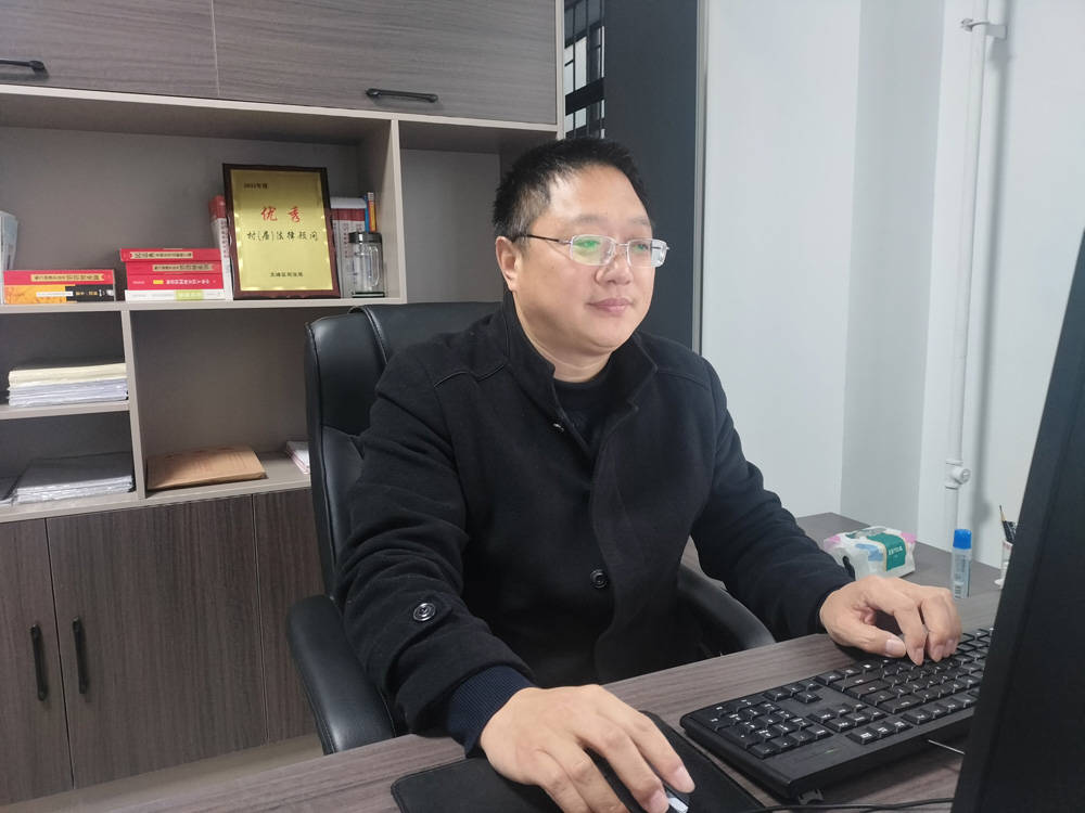 王國明律師：法律征途上的無畏行者 